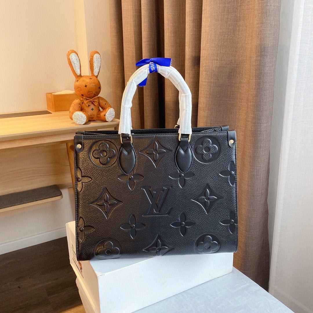 EI - Top Handbags LUV 463