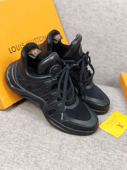 EI -LUV Archlight Full Black Sneaker