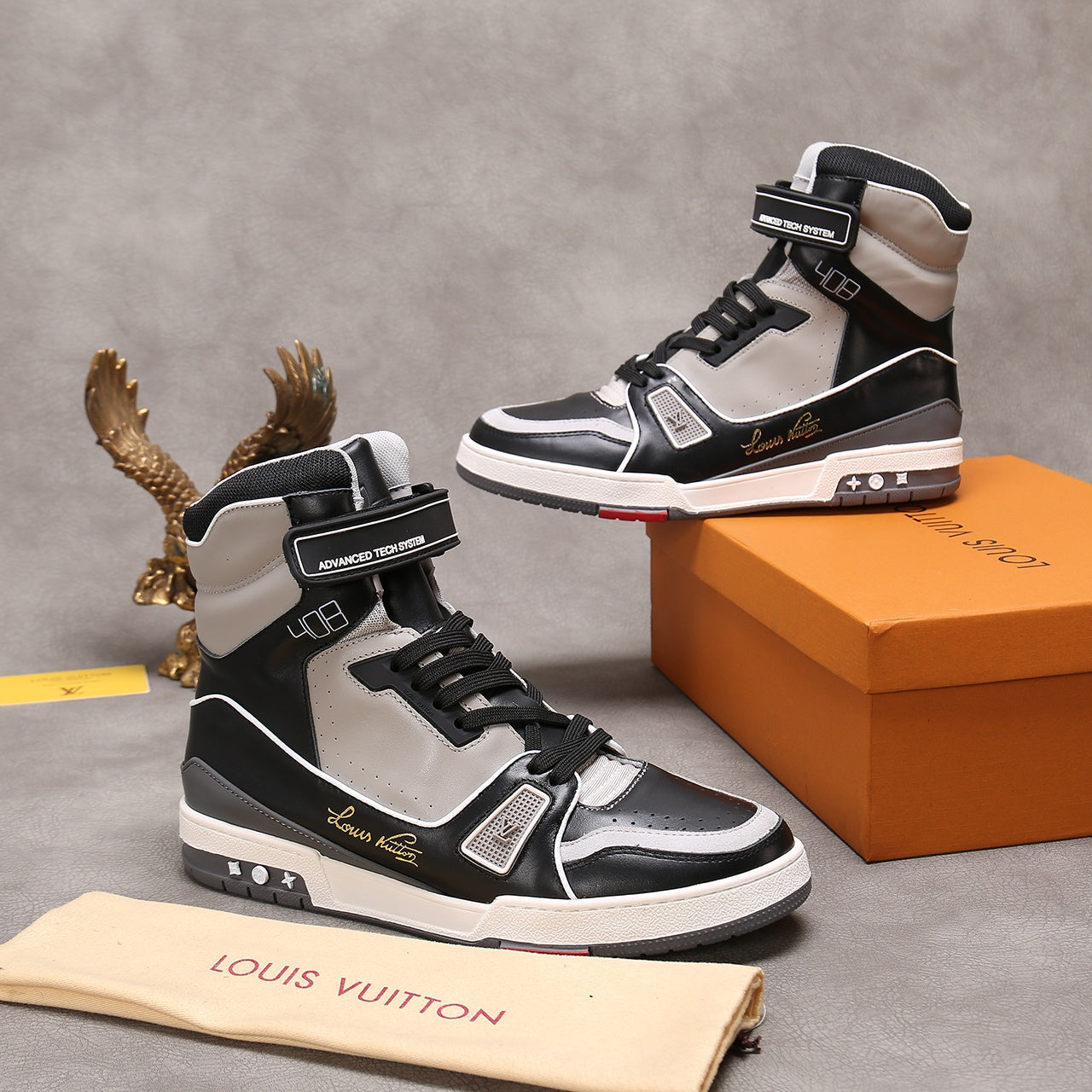 EI -LUV Traners Inspired Black Gray Sneaker
