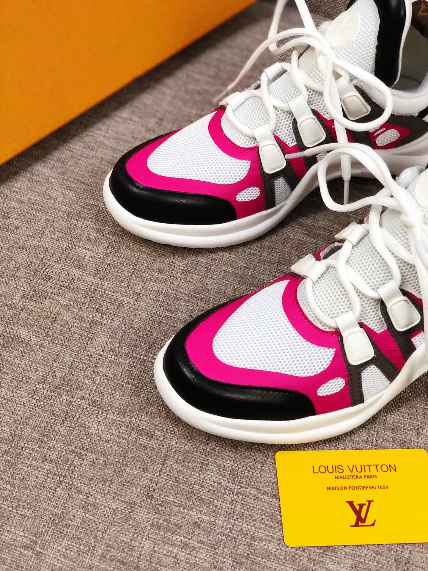 EI -LUV Archlight Pink White Black Sneaker