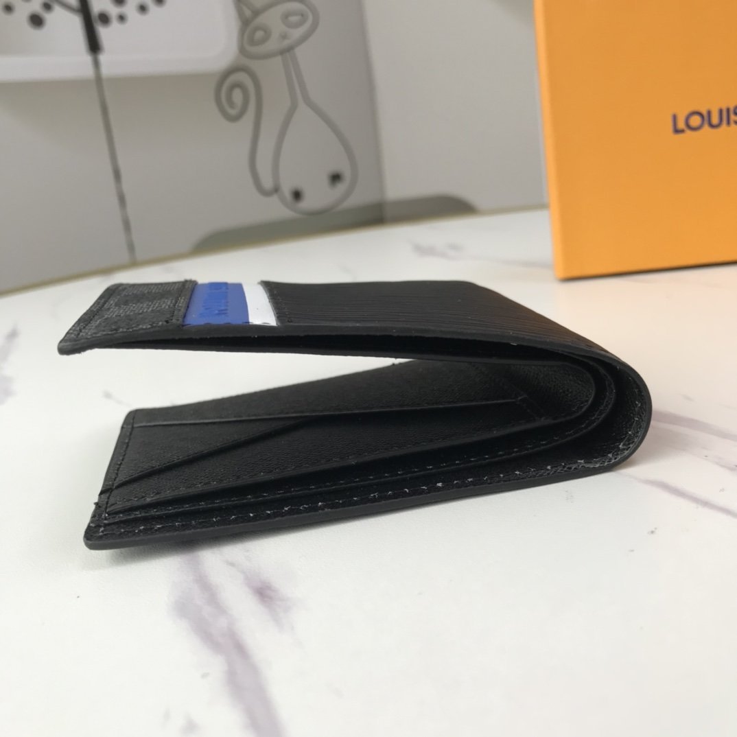 EI -New Wallets LUV 078