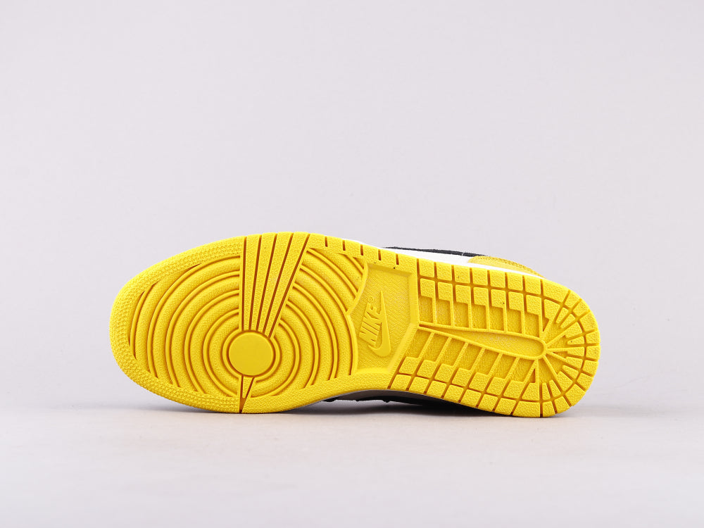 EI -AJ1 black and yellow toes