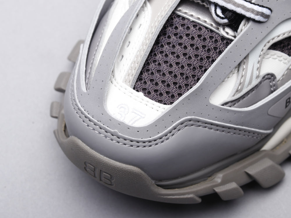 EI -Bla Track LED Sneaker