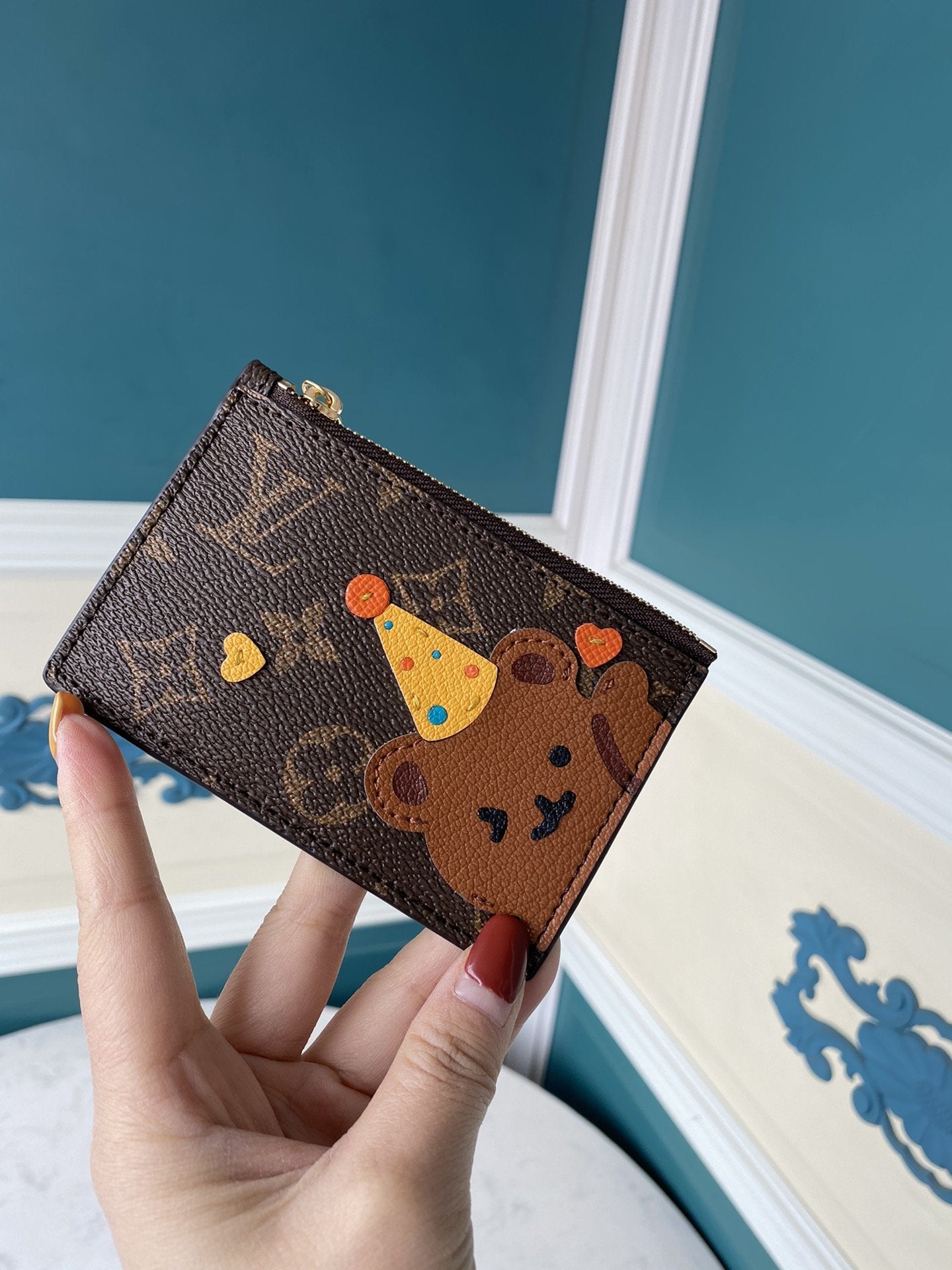 EI -New Wallets LUV 021