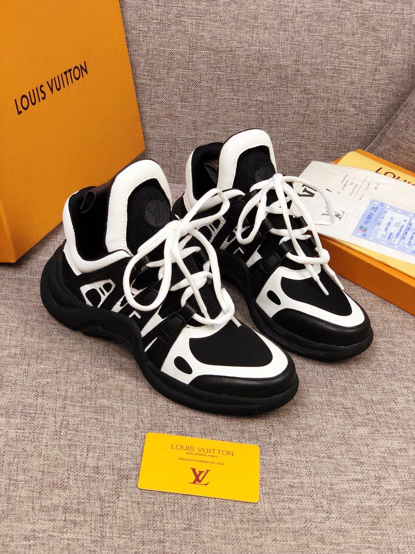EI -LUV Archlight Black White Sneaker